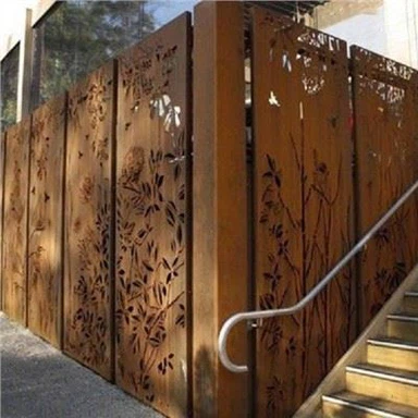 Clôture décorative en métal