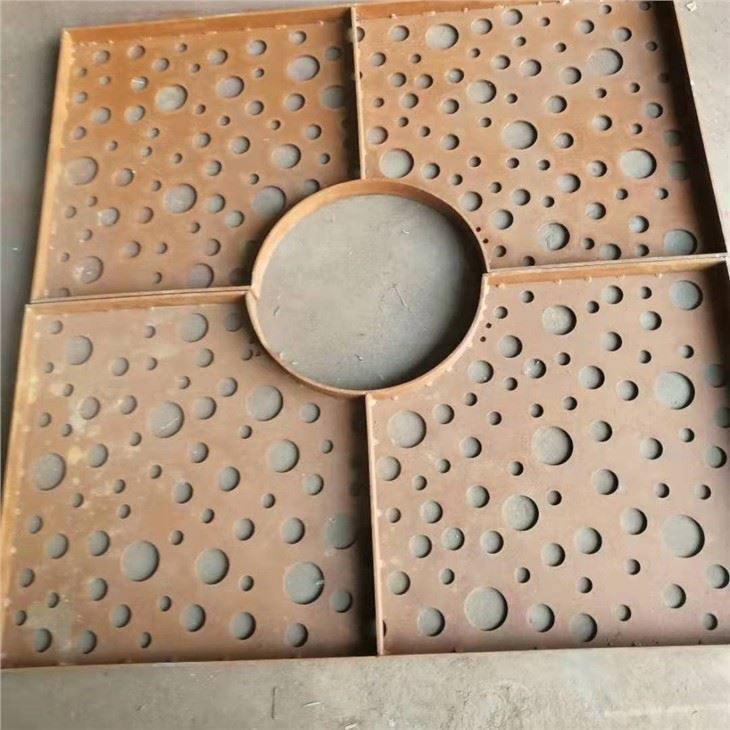 Weathering Metal Tree Grate