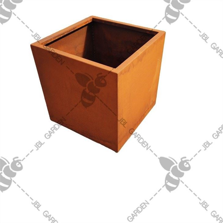 Cheap Metal Planters
