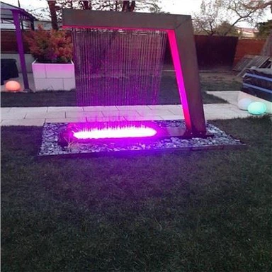 Cascade en acier Corten pour jardin