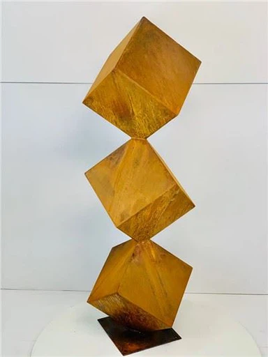 Grande sculpture extérieure en acier Trinity Corten