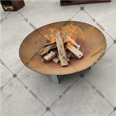 Bol à feu en acier corten rouille avec support
