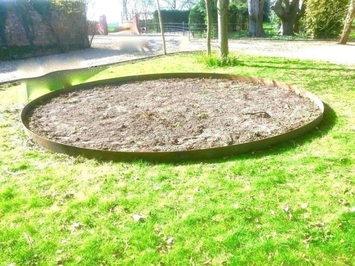 Lawn Root Partition