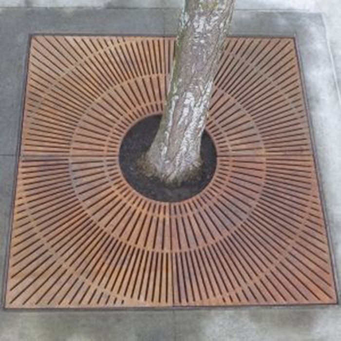 Pedestrian Safe Corten Tree Grate high quality