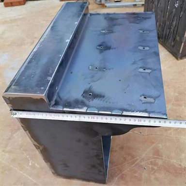 Banc d'extérieur avec pieds en corten